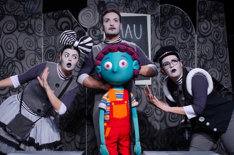 O MENINO DE LUGAR NENHUM