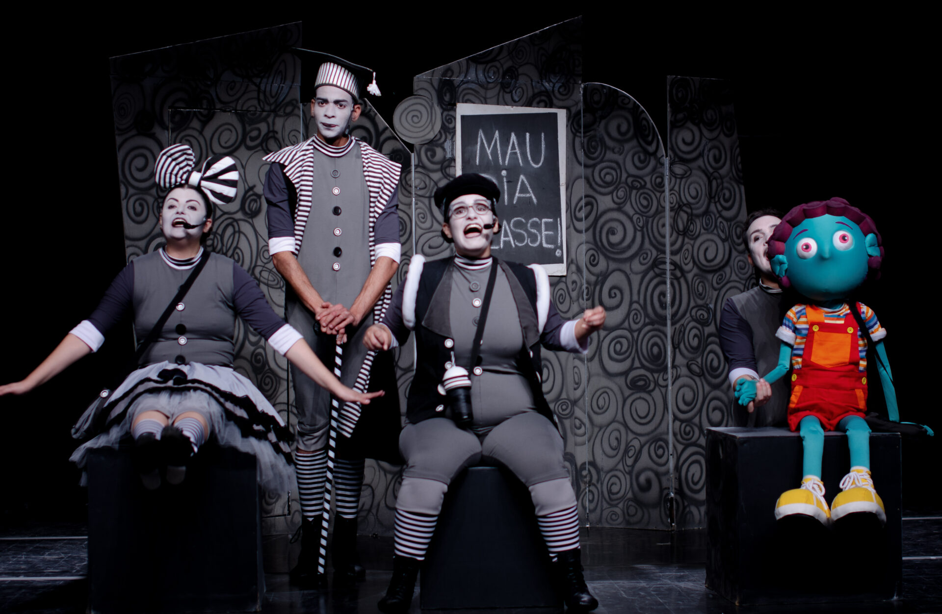 O MENINO DE LUGAR NENHUM