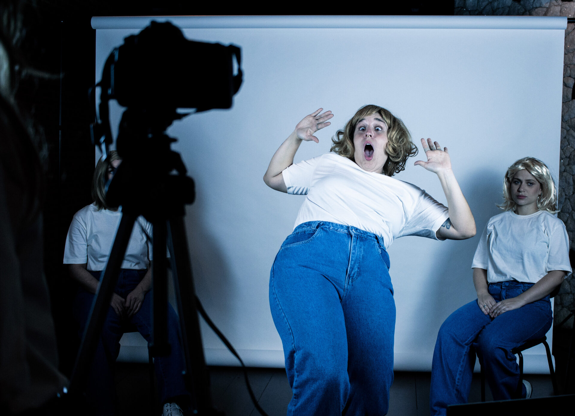 A GENTE TE LIGA, LAURA