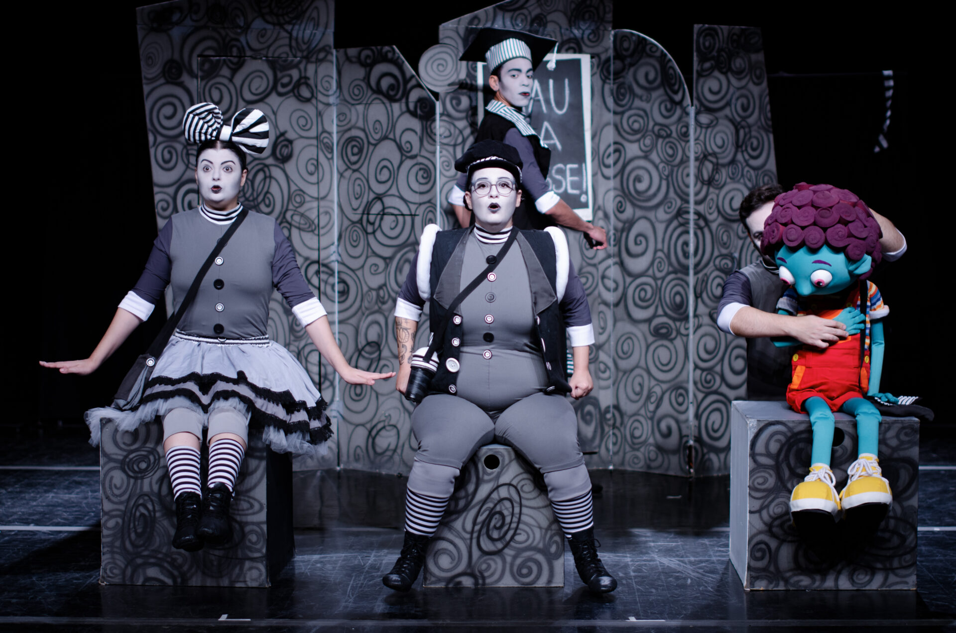 O MENINO DE LUGAR NENHUM