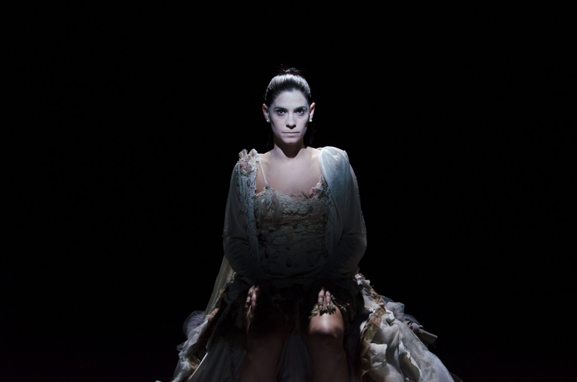 COMO TODOS OS ATOS HUMANOS