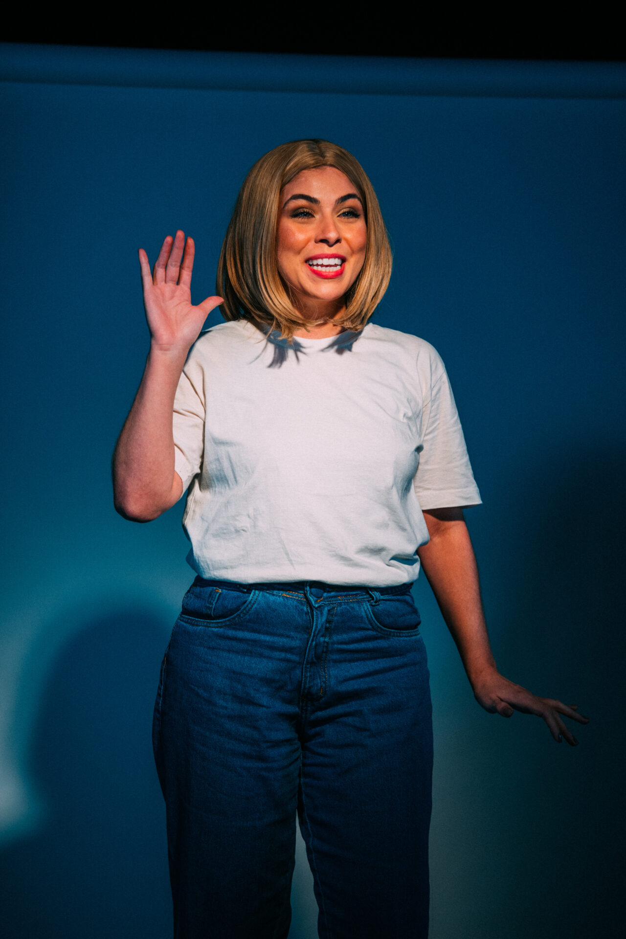 A GENTE TE LIGA, LAURA