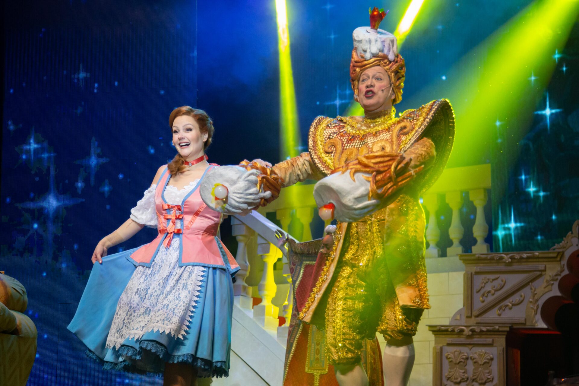 A BELA E A FERA - O MUSICAL