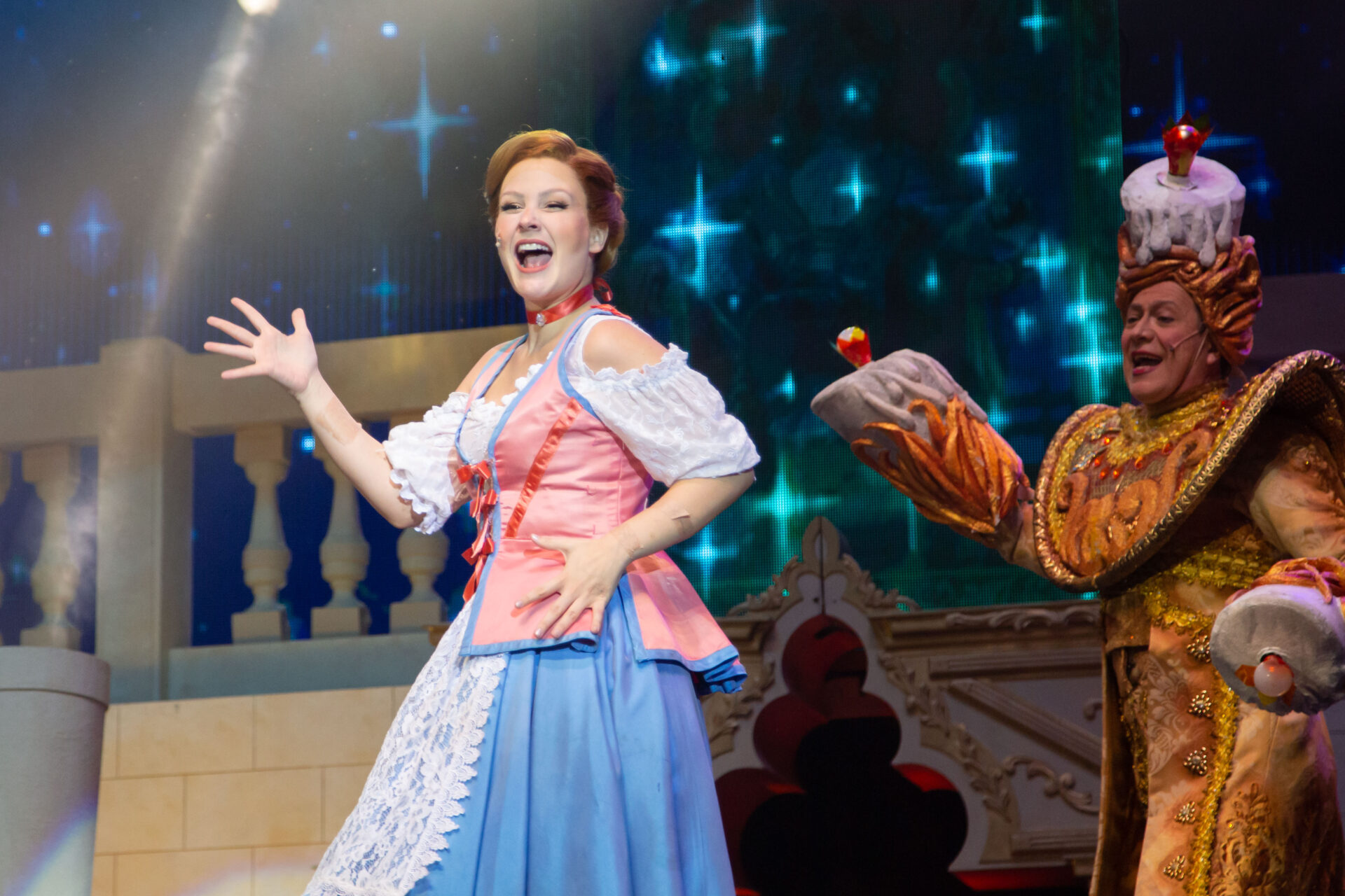 A BELA E A FERA - O MUSICAL