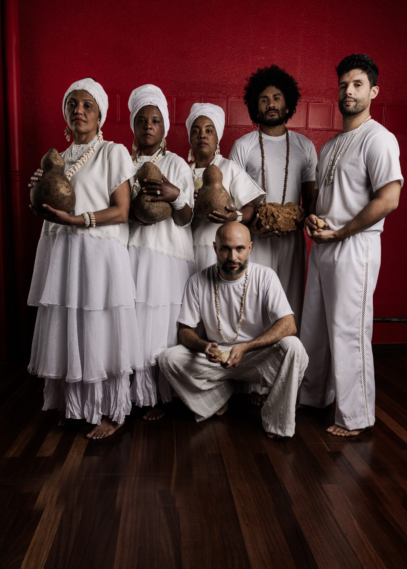 A BOCA QUE TUDO COME TEM FOME (DO CÁRCERE ÀS RUAS)